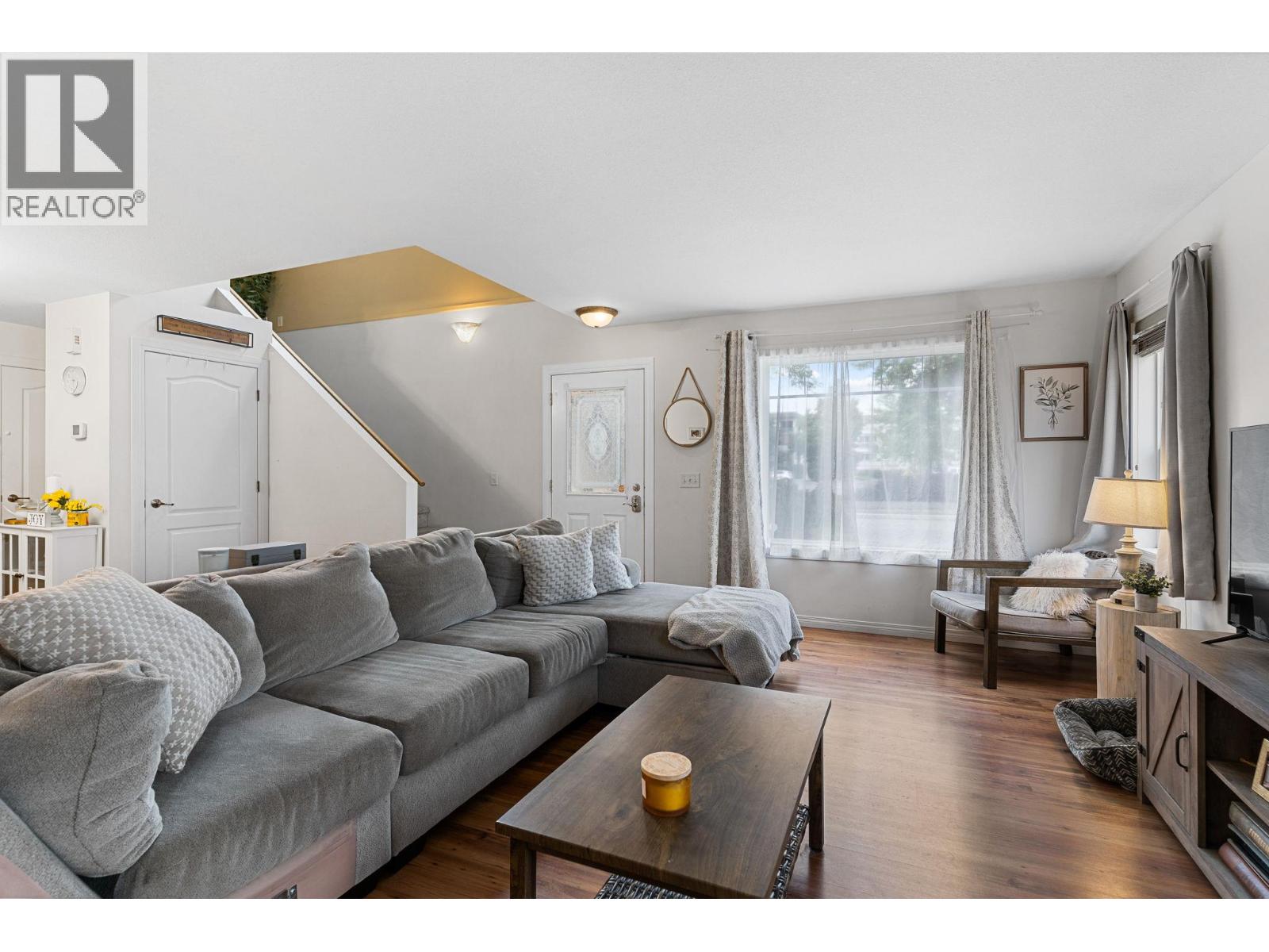 Picture for 613 Sutherland  Avenue