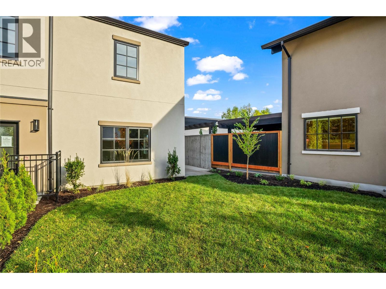 Picture for Unit #2, 2957 Conlin  Court https://www.cirrealty.ca/reb/bc/6/10364956_36.jpg