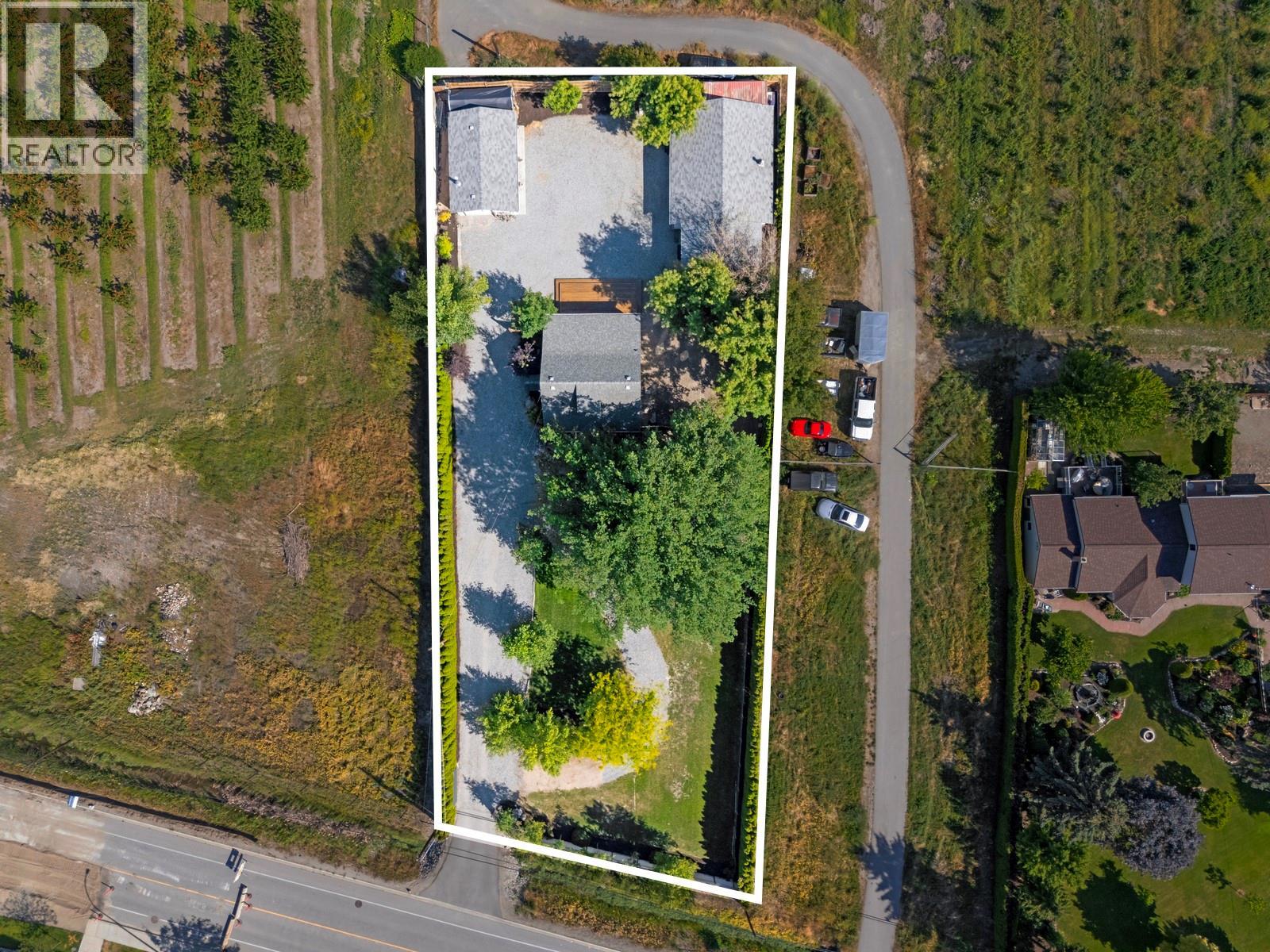 Picture for 431 Valley  Road https://www.cirrealty.ca/reb/bc/6/10364966_10.jpg