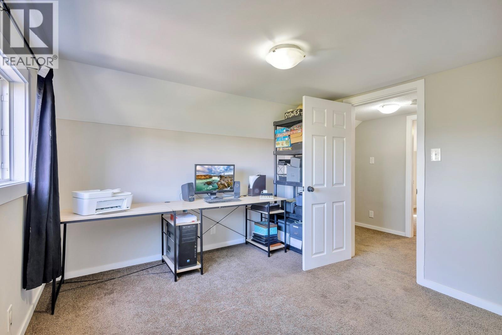 Picture for 431 Valley  Road https://www.cirrealty.ca/reb/bc/6/10364966_47.jpg