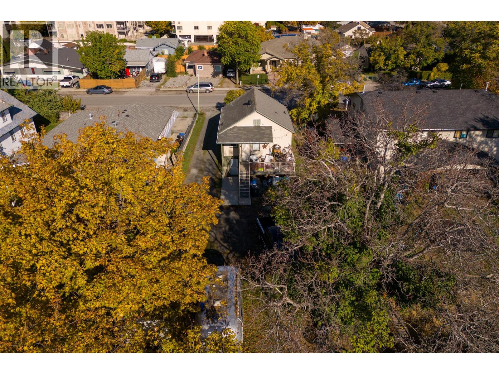 Picture for 1025 Laurier  Avenue https://www.cirrealty.ca/reb/bc/6/10365106_15.jpg