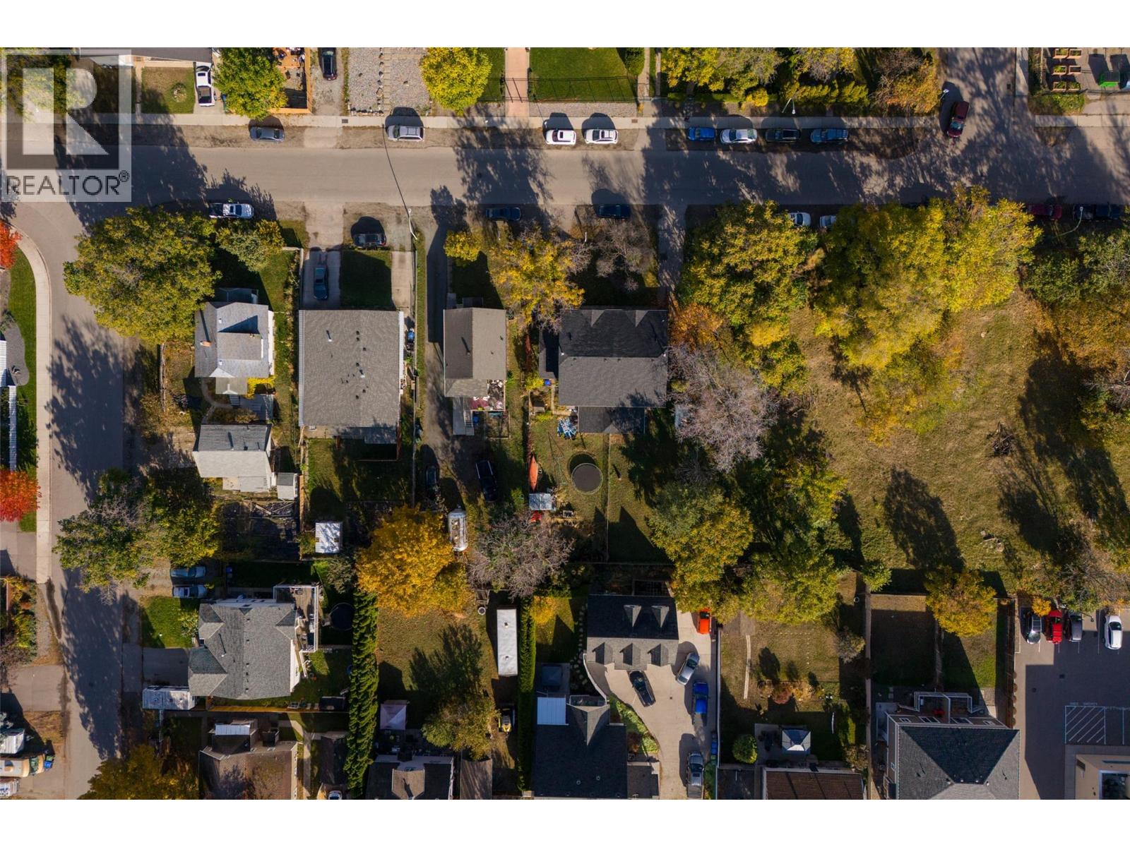 Picture for 1025 Laurier  Avenue https://www.cirrealty.ca/reb/bc/6/10365106_42.jpg