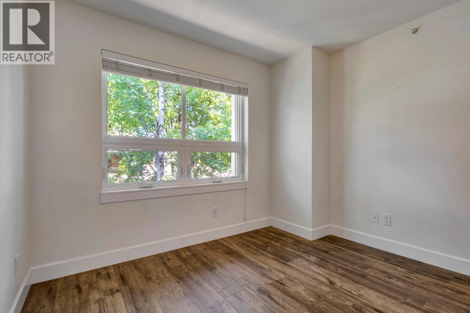 Picture for Unit #8, 3416 Scott  Road https://www.cirrealty.ca/reb/bc/6/10365166_23.jpg