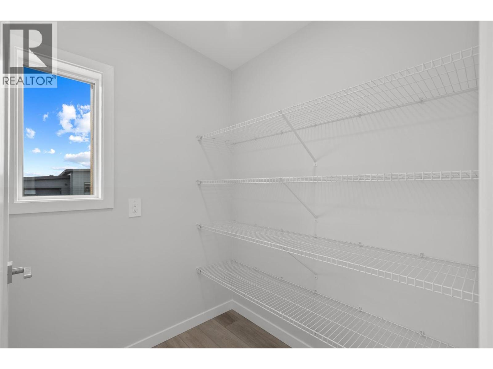 Picture for Unit #115, 8900 Jim Bailey  Road https://www.cirrealty.ca/reb/bc/6/10365176_11.jpg