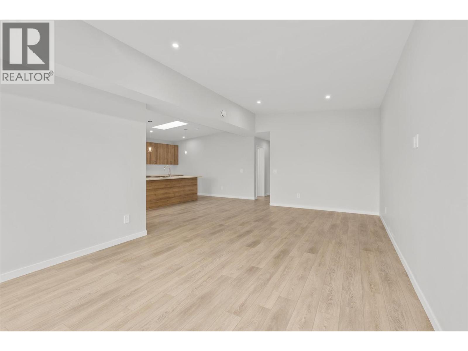 Picture for Unit #115, 8900 Jim Bailey  Road https://www.cirrealty.ca/reb/bc/6/10365176_16.jpg