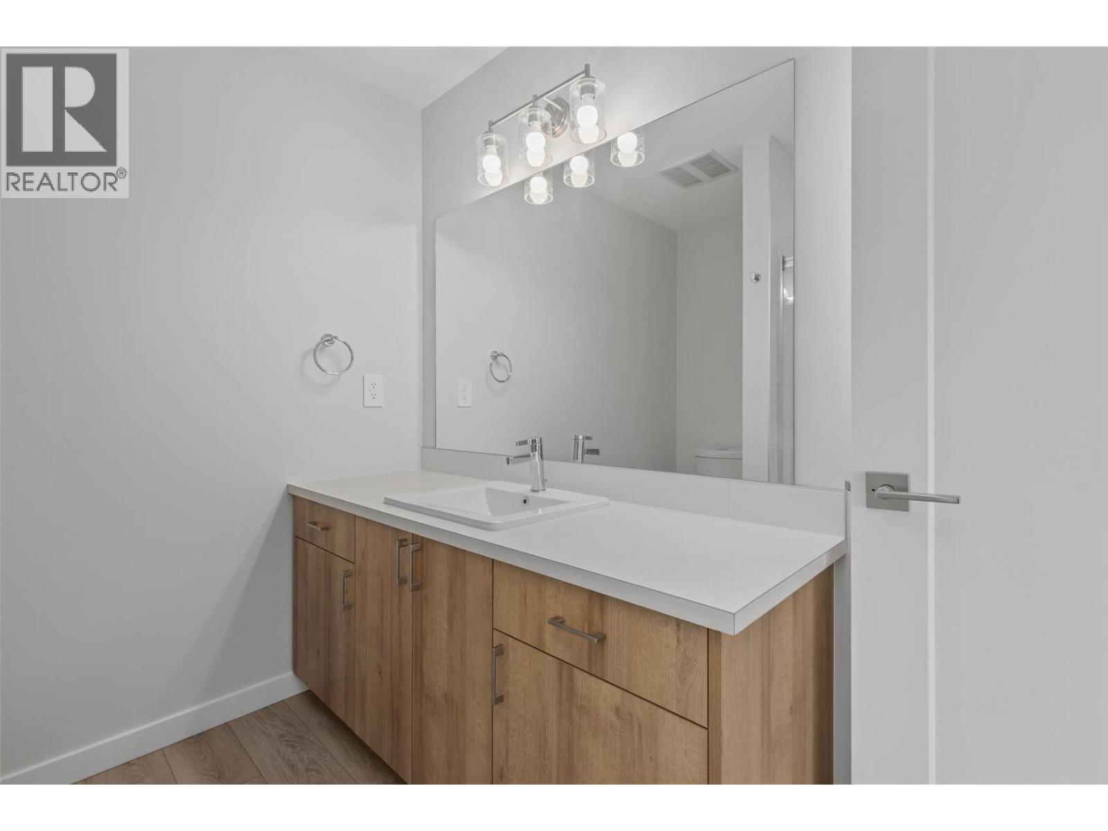 Picture for Unit #115, 8900 Jim Bailey  Road https://www.cirrealty.ca/reb/bc/6/10365176_27.jpg