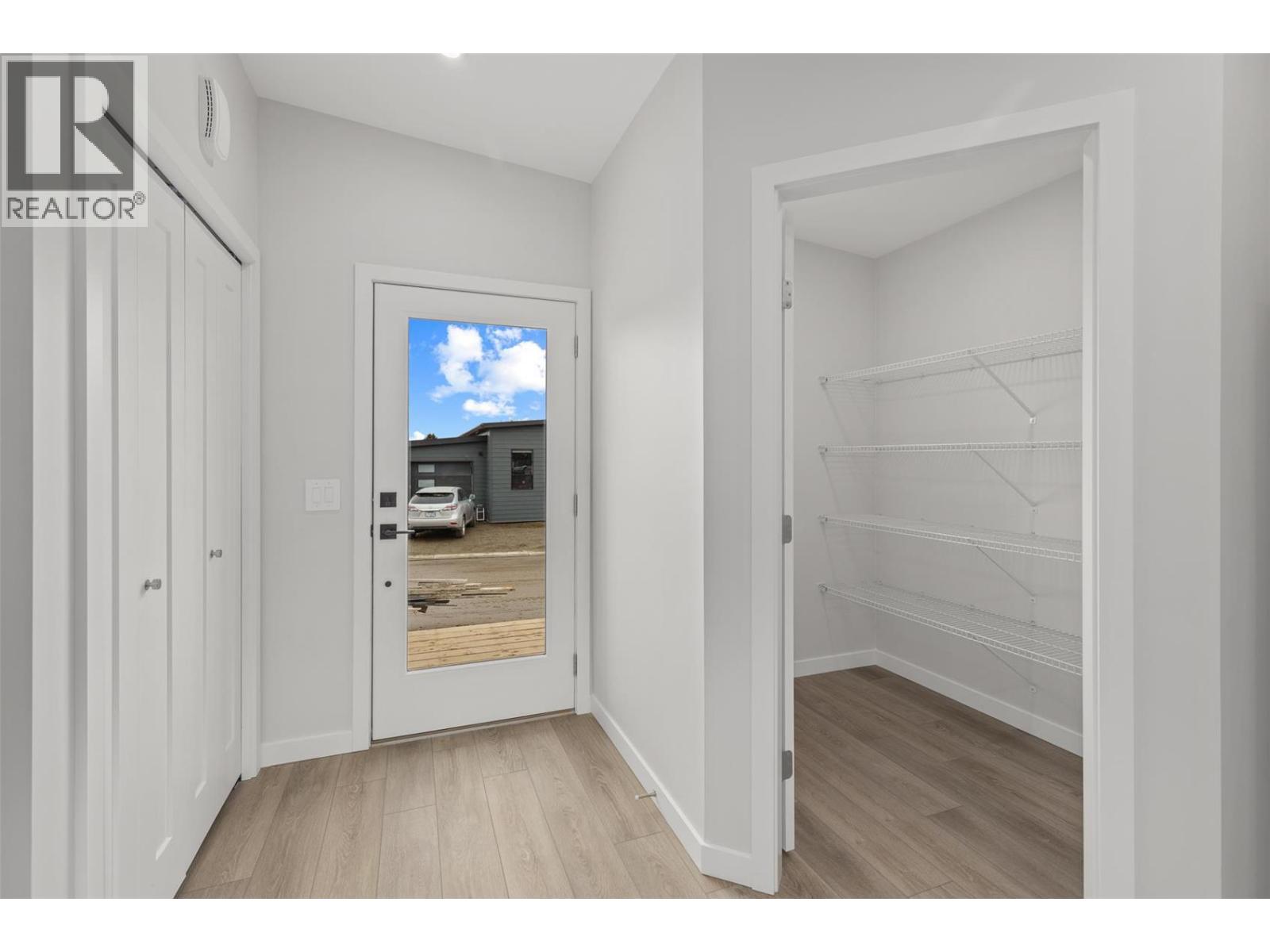 Picture for Unit #115, 8900 Jim Bailey  Road https://www.cirrealty.ca/reb/bc/6/10365176_7.jpg