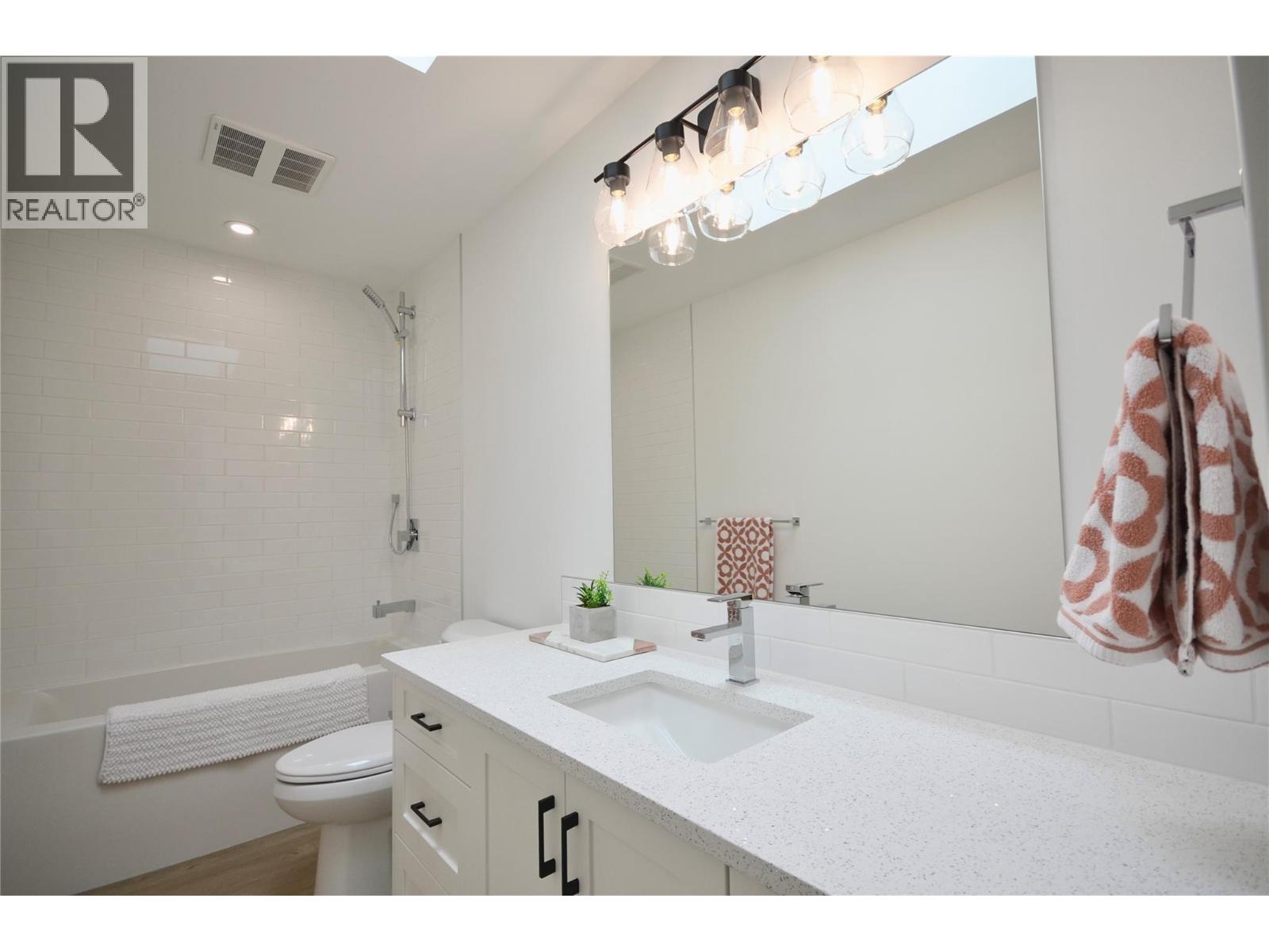 Picture for Unit #126, 8900 Jim Bailey  Road https://www.cirrealty.ca/reb/bc/6/10365196_17.jpg