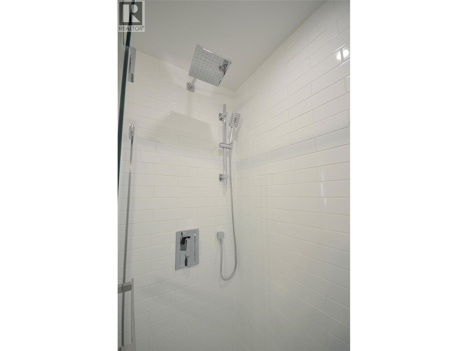 Picture for Unit #126, 8900 Jim Bailey  Road https://www.cirrealty.ca/reb/bc/6/10365196_28.jpg