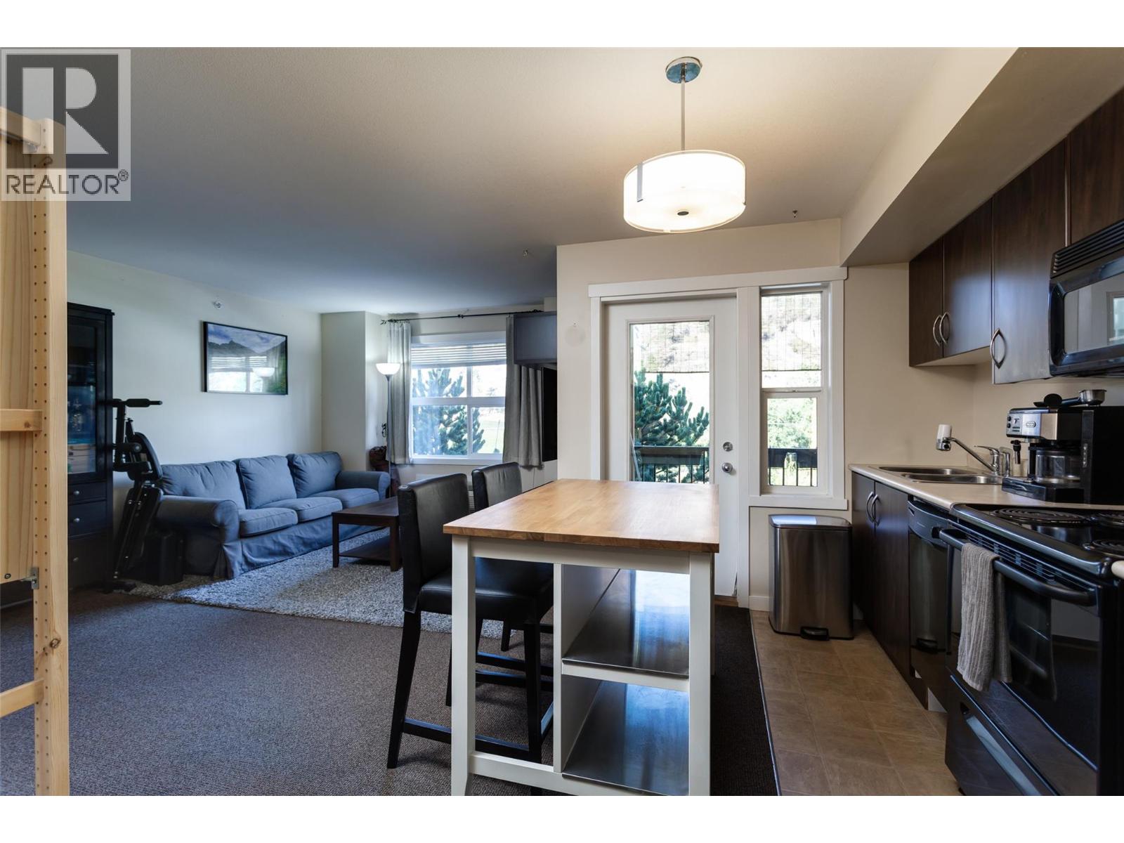 Picture for Unit #205A, 1475 Glenmore  RoadN