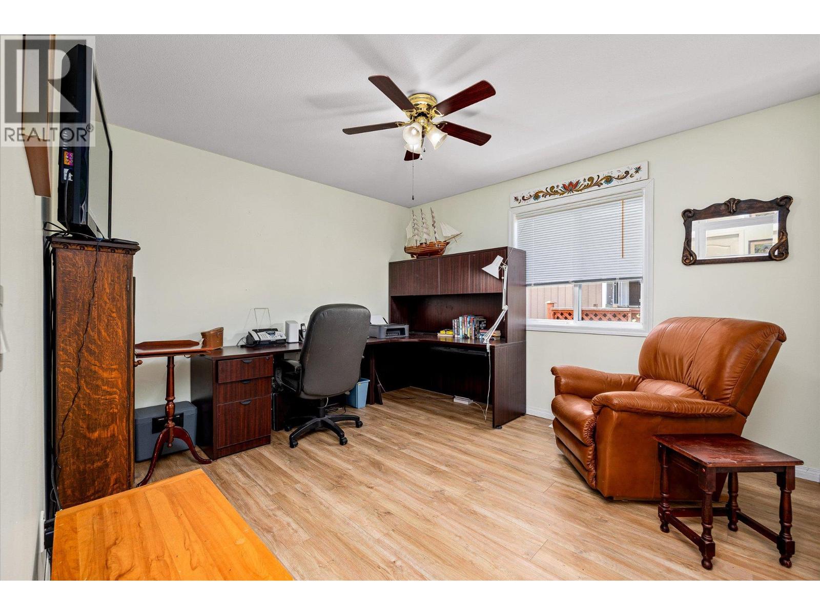 Picture for 1160 Kneller  Court https://www.cirrealty.ca/reb/bc/6/10365316_19.jpg