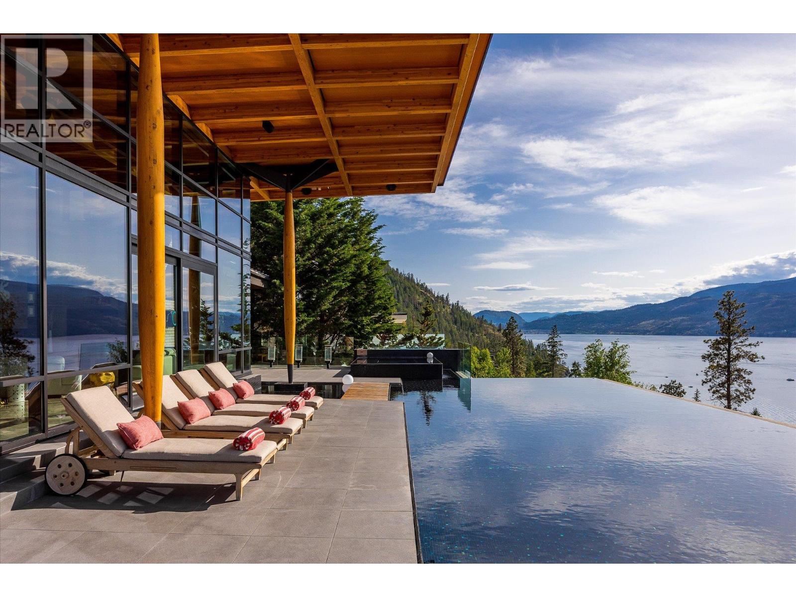 Picture for Unit #19, 180 Sheerwater  Court https://www.cirrealty.ca/reb/bc/6/10365336_15.jpg