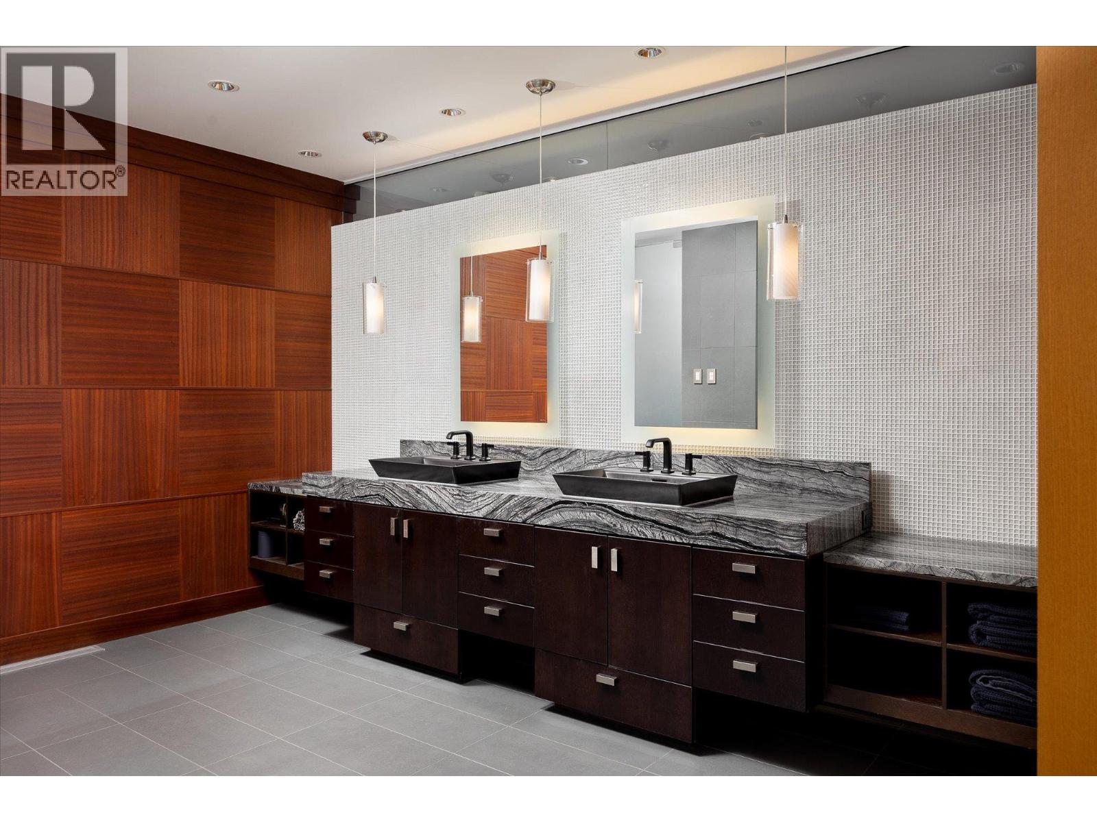 Picture for Unit #19, 180 Sheerwater  Court https://www.cirrealty.ca/reb/bc/6/10365336_19.jpg