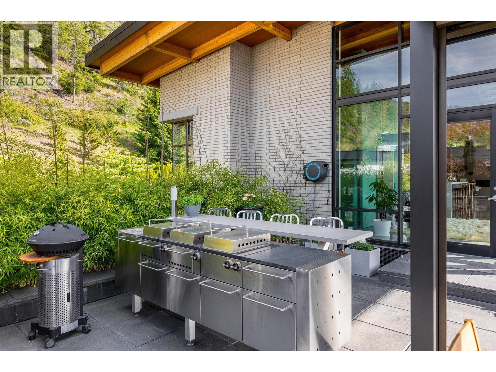 Picture for Unit #19, 180 Sheerwater  Court https://www.cirrealty.ca/reb/bc/6/10365336_23.jpg