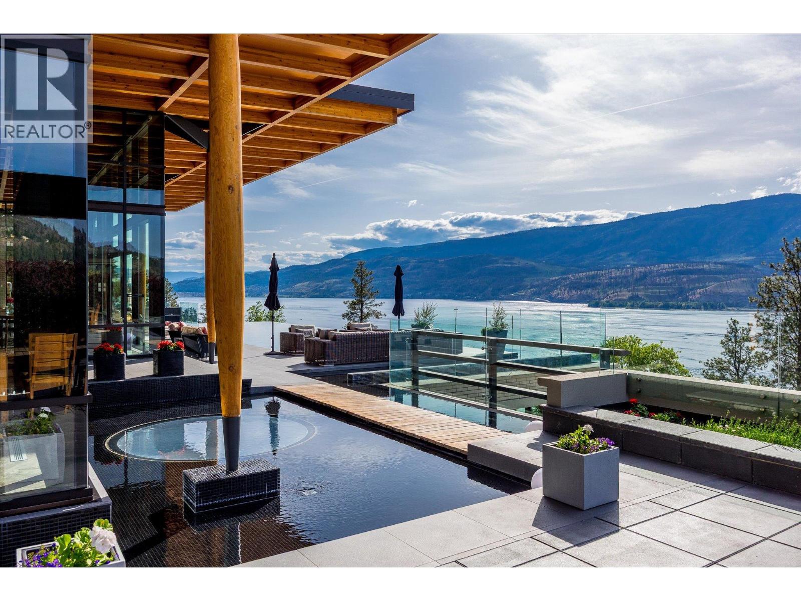 Picture for Unit #19, 180 Sheerwater  Court https://www.cirrealty.ca/reb/bc/6/10365336_25.jpg