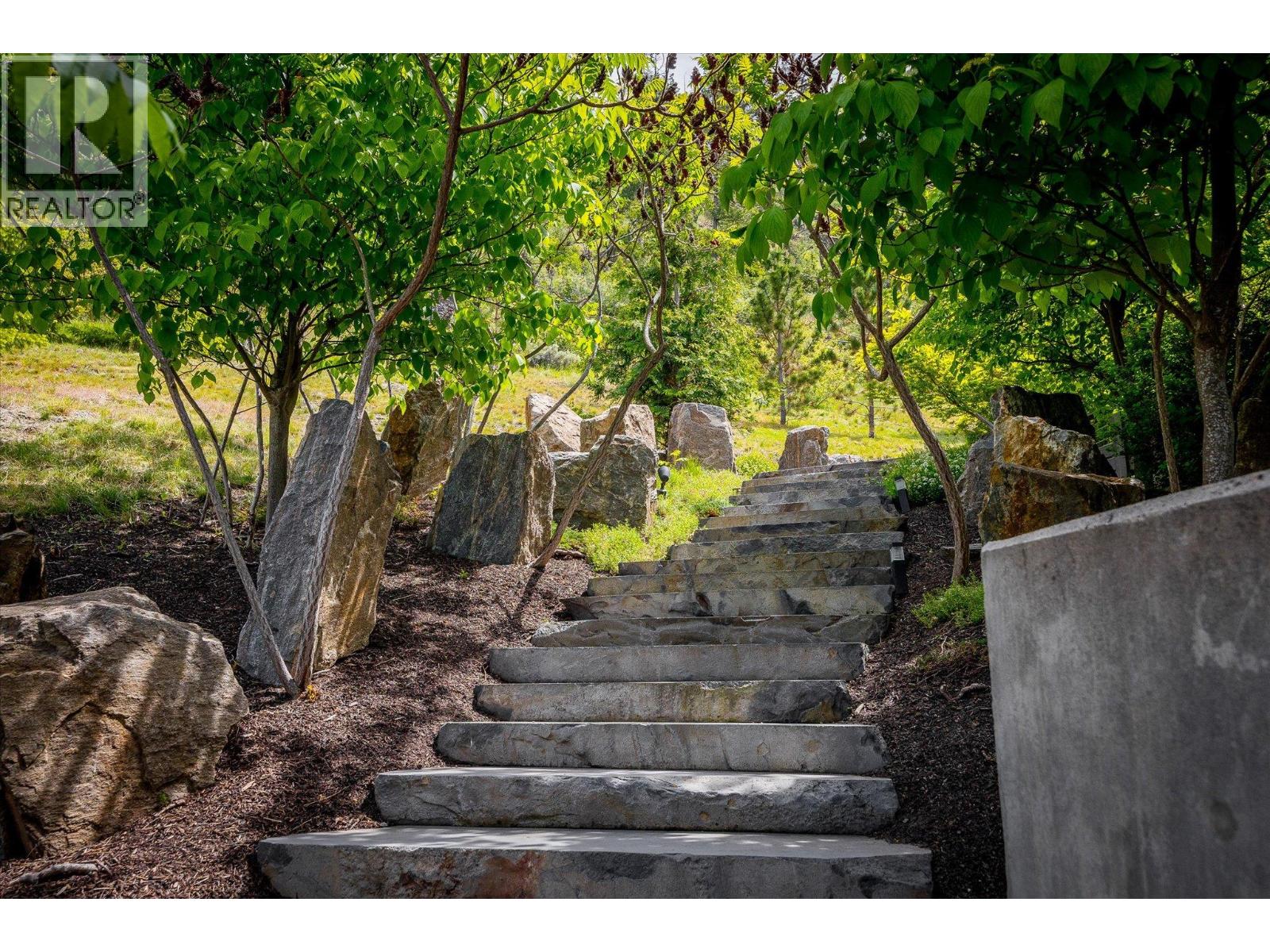 Picture for Unit #19, 180 Sheerwater  Court https://www.cirrealty.ca/reb/bc/6/10365336_35.jpg