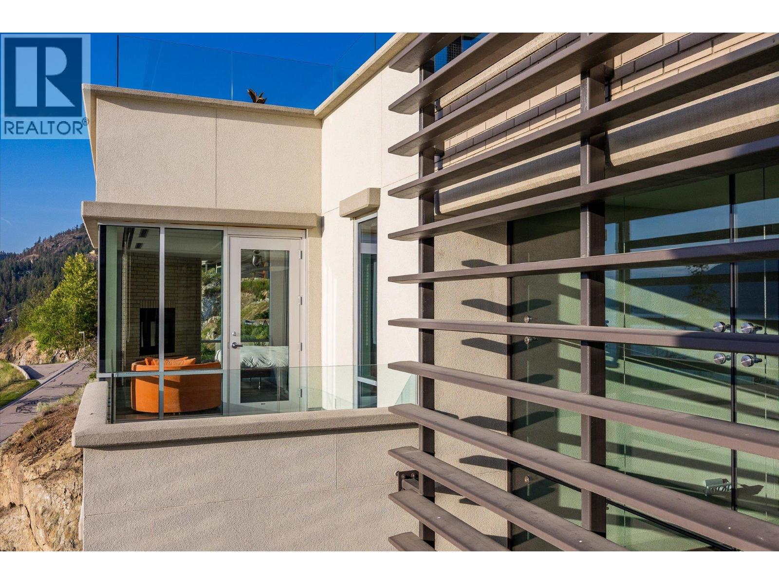 Picture for Unit #19, 180 Sheerwater  Court https://www.cirrealty.ca/reb/bc/6/10365336_45.jpg