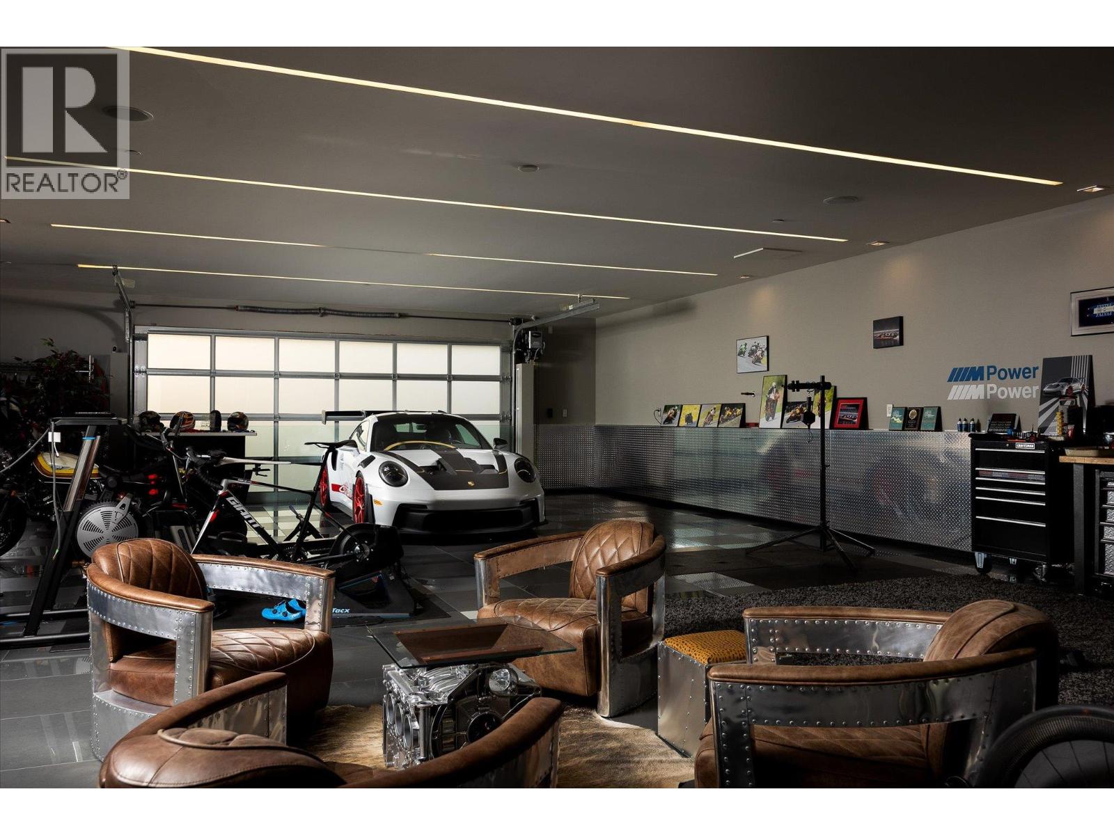 Picture for Unit #19, 180 Sheerwater  Court https://www.cirrealty.ca/reb/bc/6/10365336_49.jpg