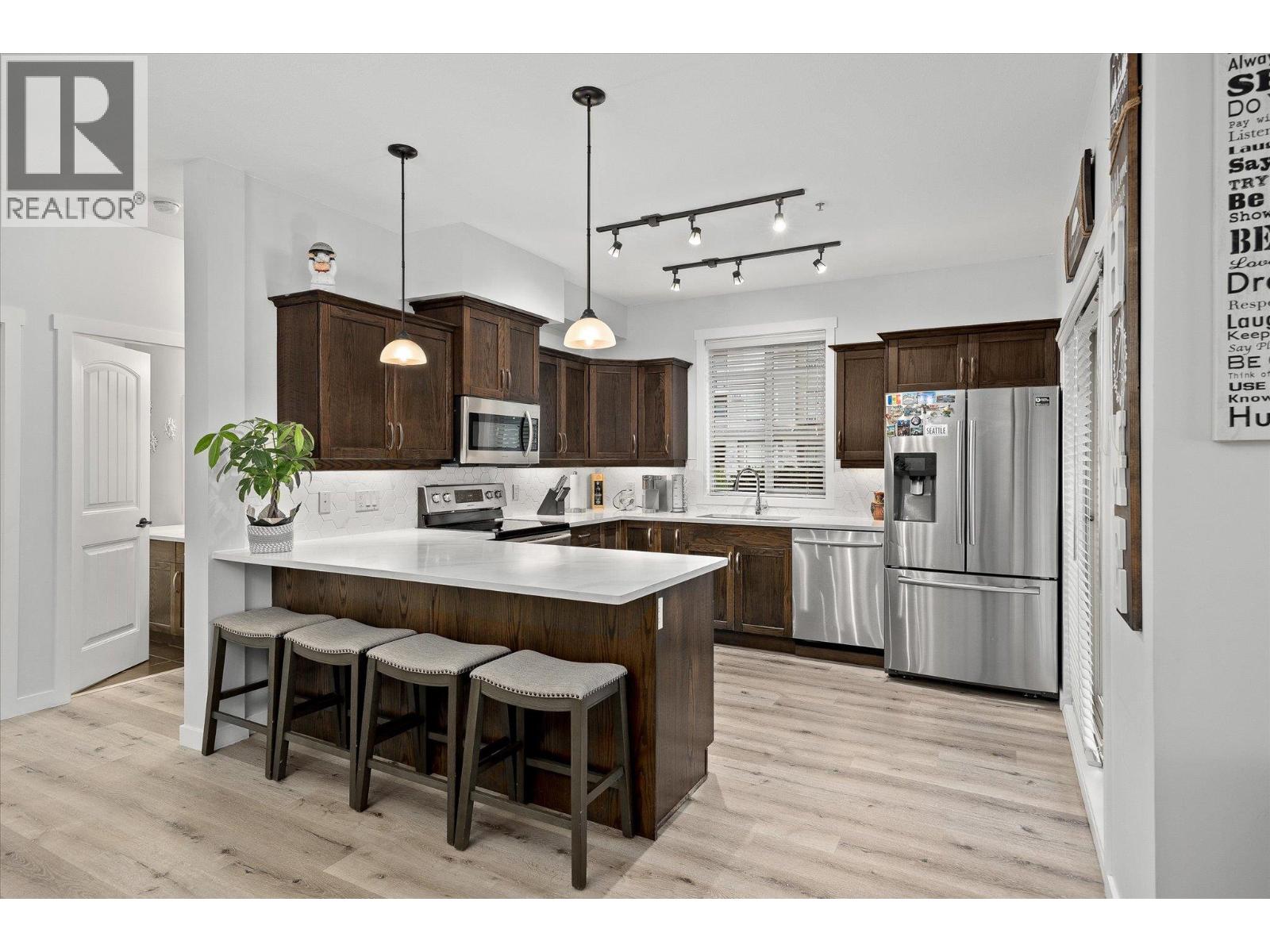 Picture for Unit #103, 3739 Casorso  Road