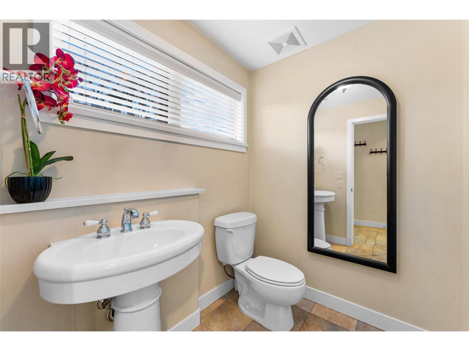 Picture for Unit #5109, 4032 Pritchard  DriveN https://www.cirrealty.ca/reb/bc/6/10365376_20.jpg