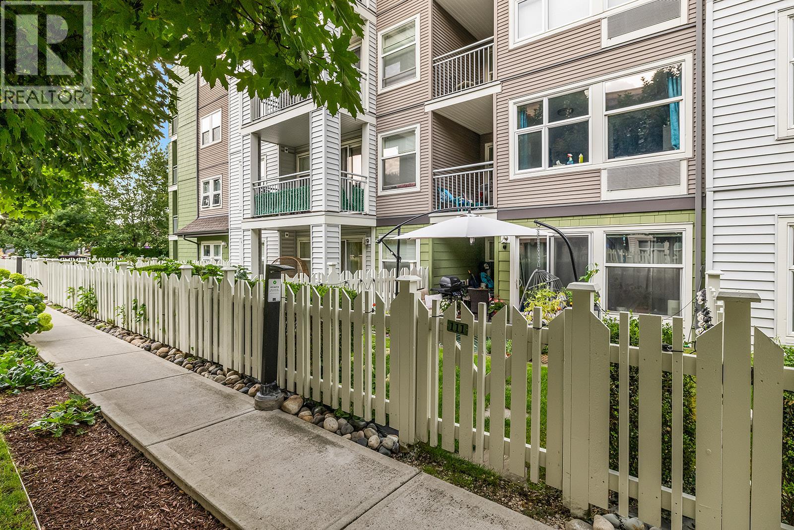 Picture for Unit #111, 539 Yates  Road https://www.cirrealty.ca/reb/bc/6/10365406_10.jpg