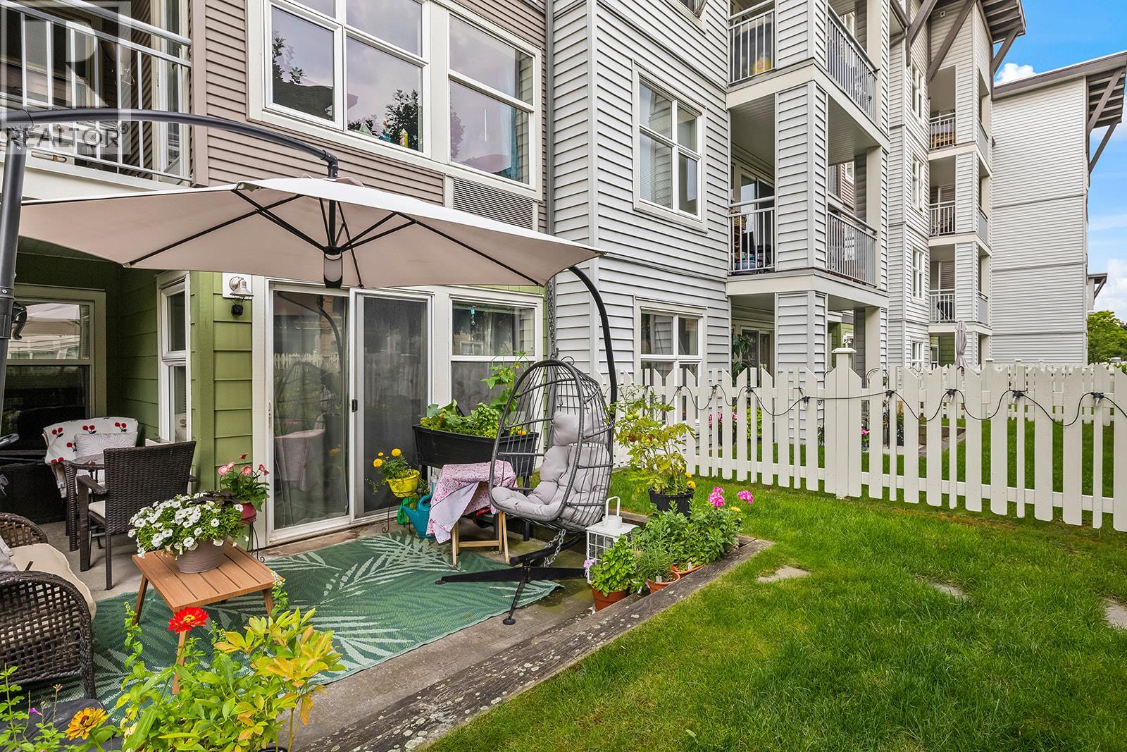 Picture for Unit #111, 539 Yates  Road https://www.cirrealty.ca/reb/bc/6/10365406_14.jpg