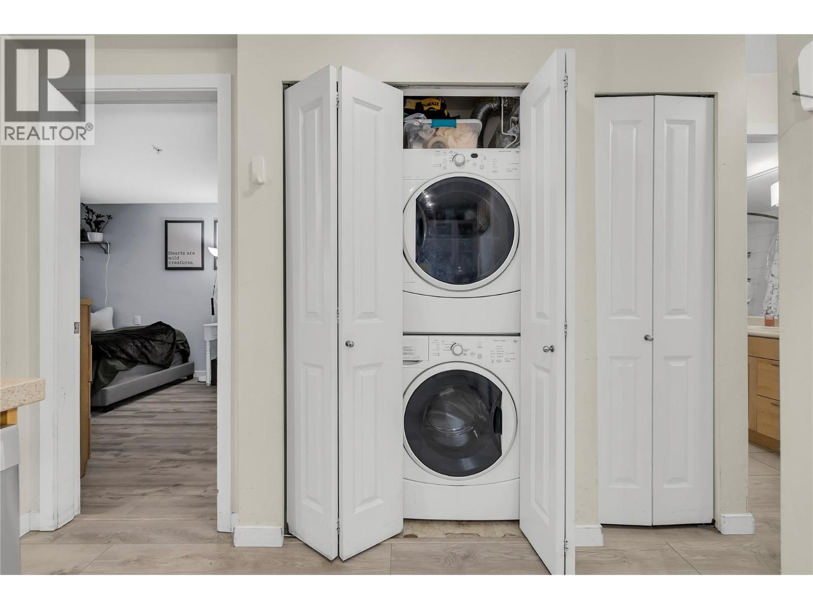 Picture for Unit #111, 539 Yates  Road https://www.cirrealty.ca/reb/bc/6/10365406_31.jpg