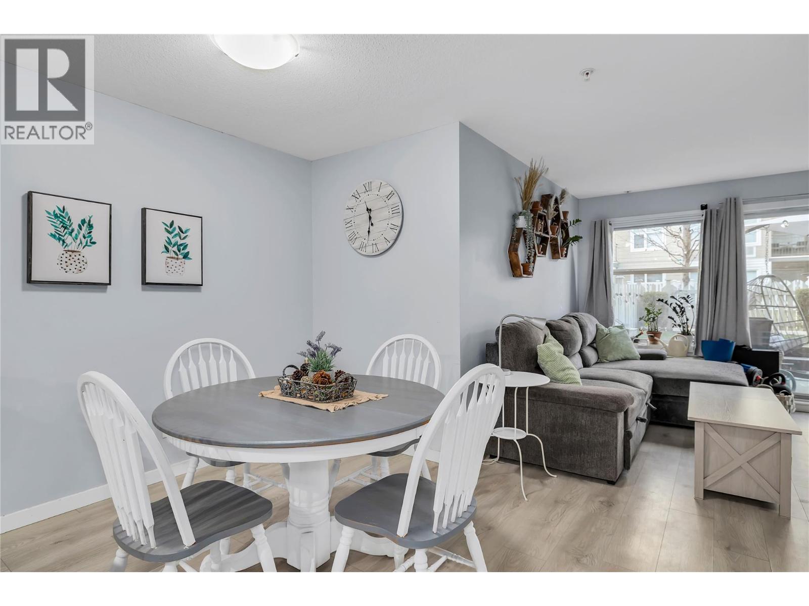 Picture for Unit #111, 539 Yates  Road https://www.cirrealty.ca/reb/bc/6/10365406_32.jpg