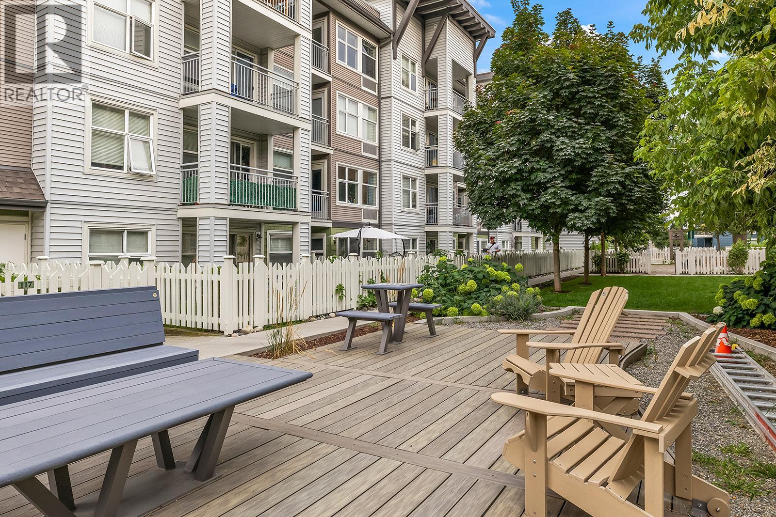 Picture for Unit #111, 539 Yates  Road https://www.cirrealty.ca/reb/bc/6/10365406_7.jpg