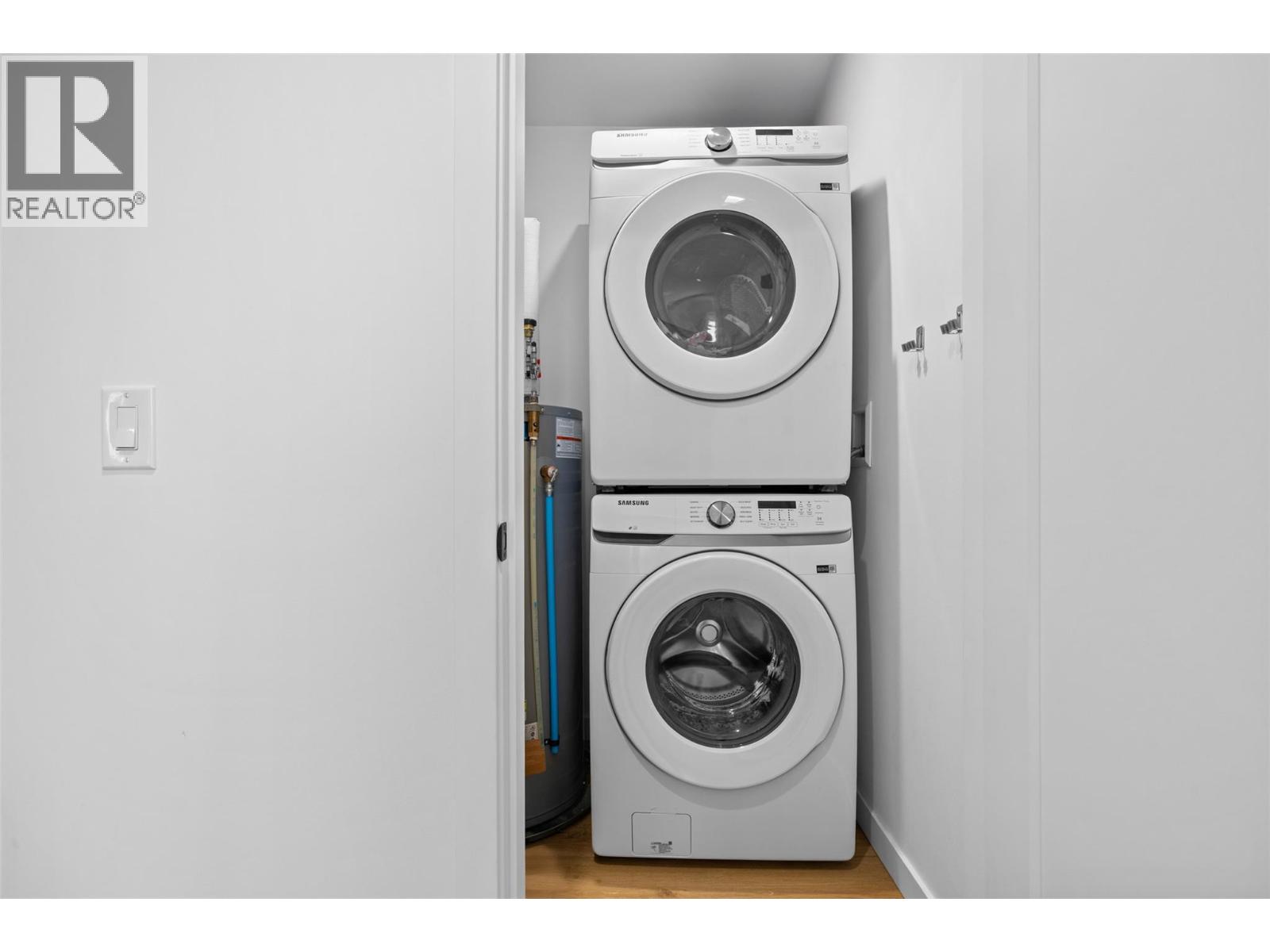 Picture for Unit #405, 660 Cawston  Avenue https://www.cirrealty.ca/reb/bc/6/10365466_19.jpg