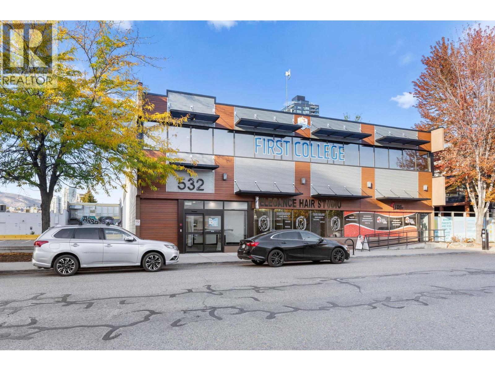 Picture for Unit #200, 532 Leon  Avenue