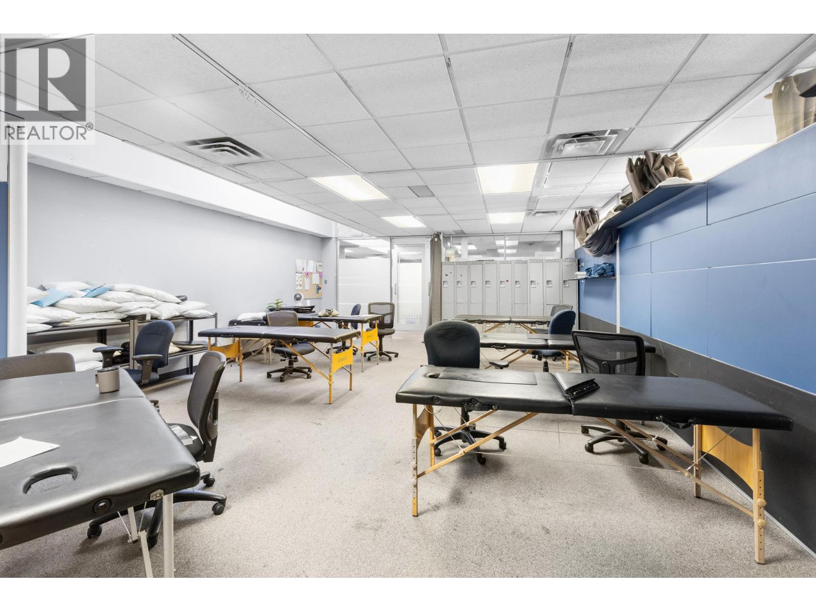 Picture for Unit #200, 532 Leon  Avenue https://www.cirrealty.ca/reb/bc/6/10365836_20.jpg