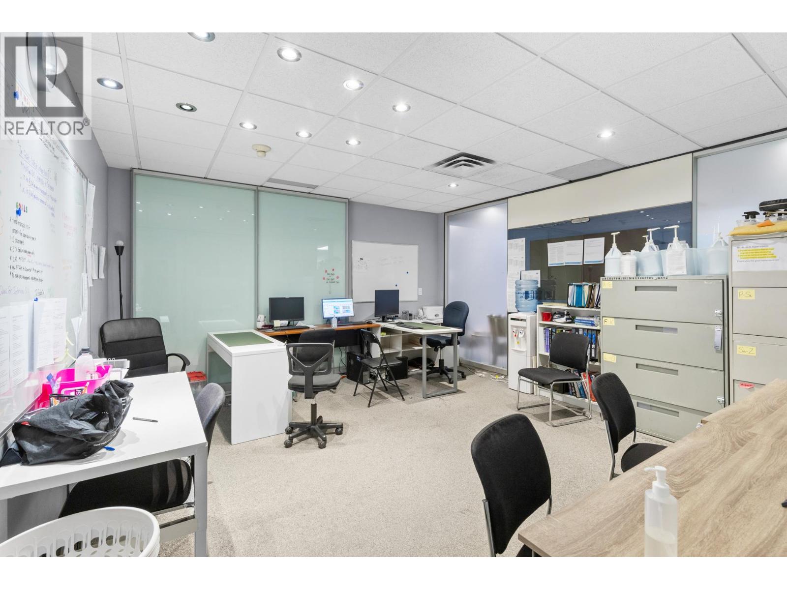 Picture for Unit #200, 532 Leon  Avenue https://www.cirrealty.ca/reb/bc/6/10365836_25.jpg