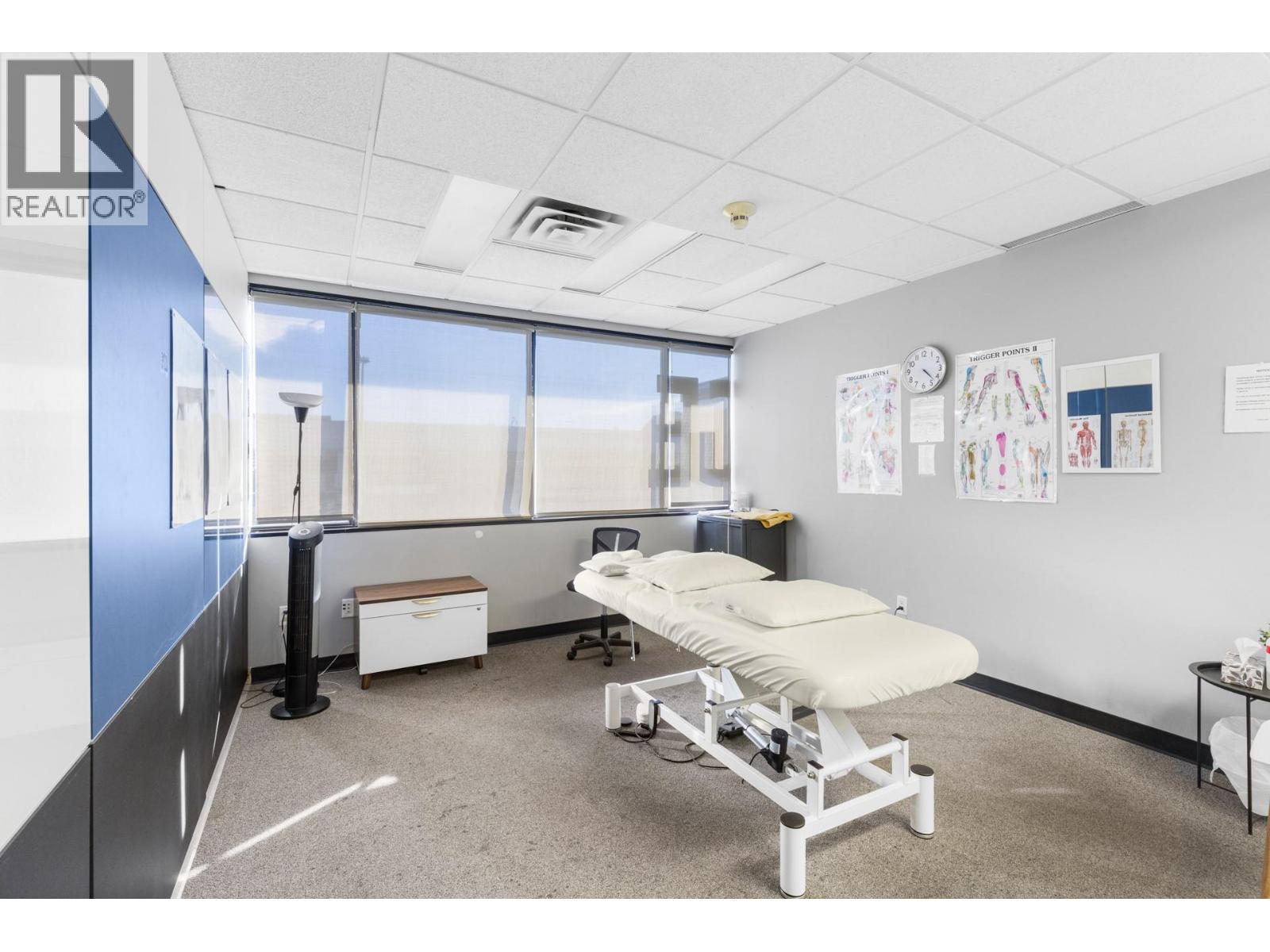 Picture for Unit #200, 532 Leon  Avenue https://www.cirrealty.ca/reb/bc/6/10365836_29.jpg