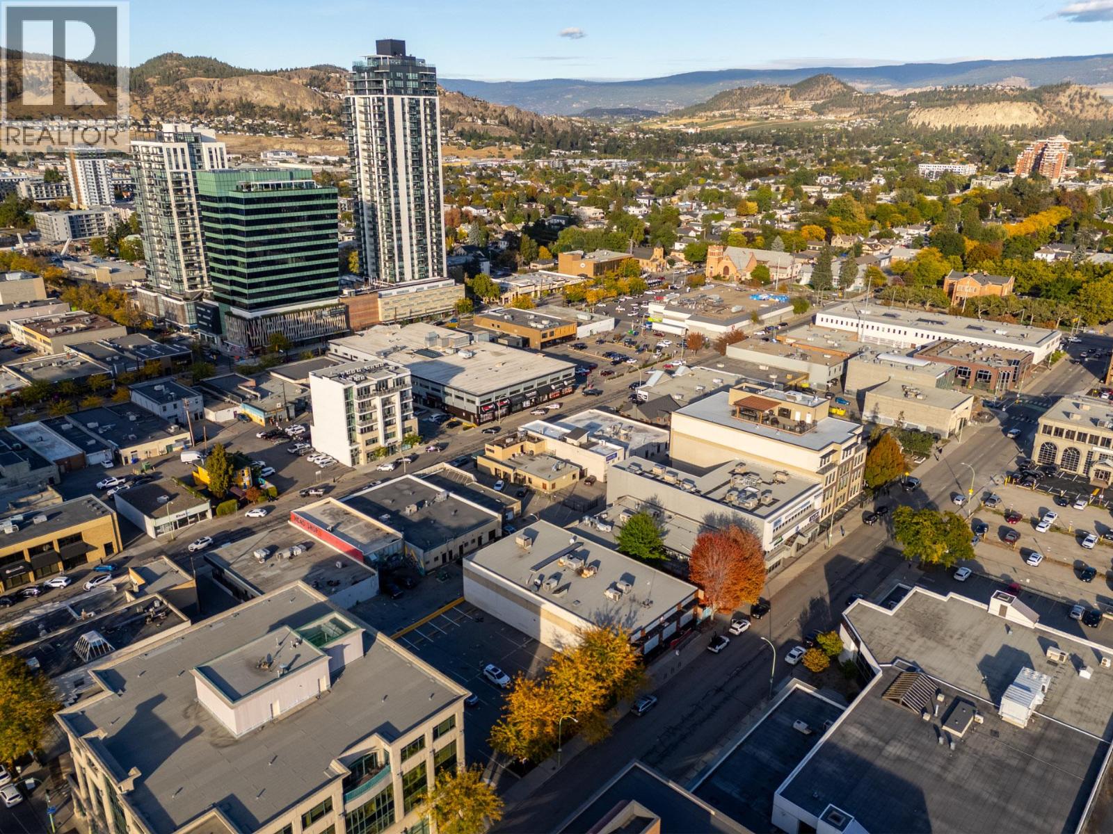 Picture for Unit #200, 532 Leon  Avenue https://www.cirrealty.ca/reb/bc/6/10365836_45.jpg