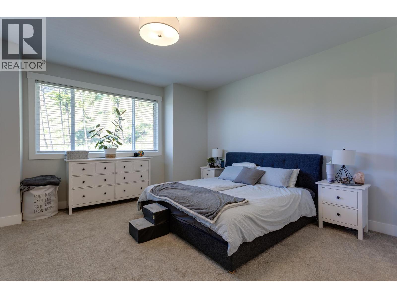 Picture for 218 Echo Ridge  Drive https://www.cirrealty.ca/reb/bc/6/10365926_56.jpg