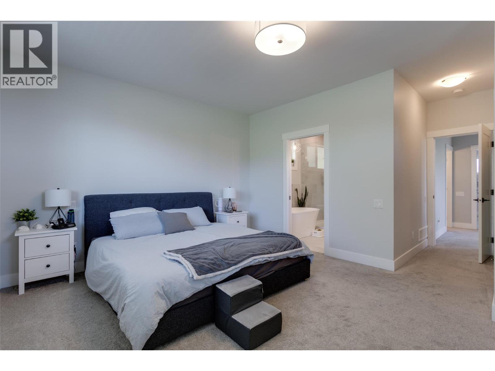 Picture for 218 Echo Ridge  Drive https://www.cirrealty.ca/reb/bc/6/10365926_58.jpg