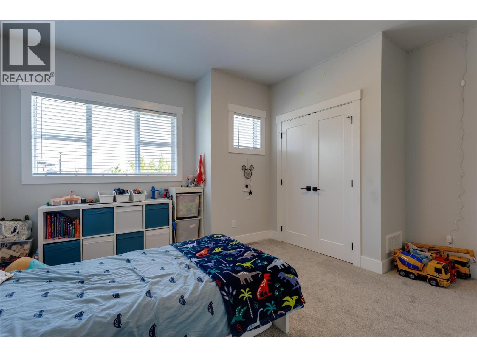 Picture for 218 Echo Ridge  Drive https://www.cirrealty.ca/reb/bc/6/10365926_64.jpg