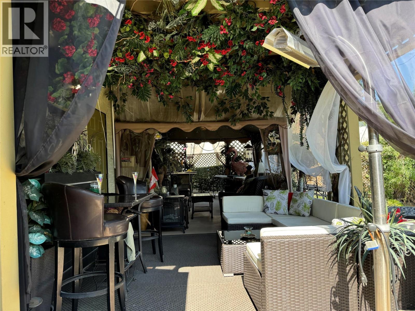 Picture for 599 Clifton  RoadS https://www.cirrealty.ca/reb/bc/6/10366236_29.jpg