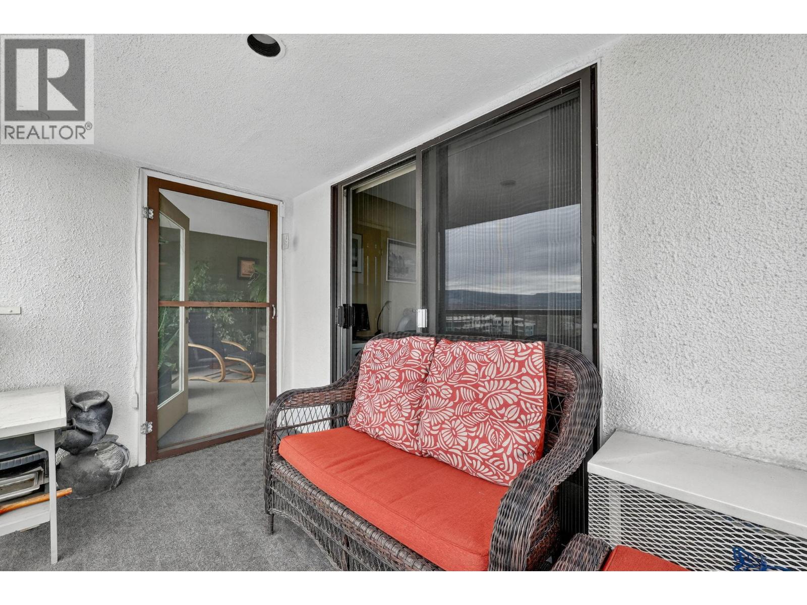 Picture for Unit #1006, 737 Leon  Avenue https://www.cirrealty.ca/reb/bc/6/10366256_10.jpg