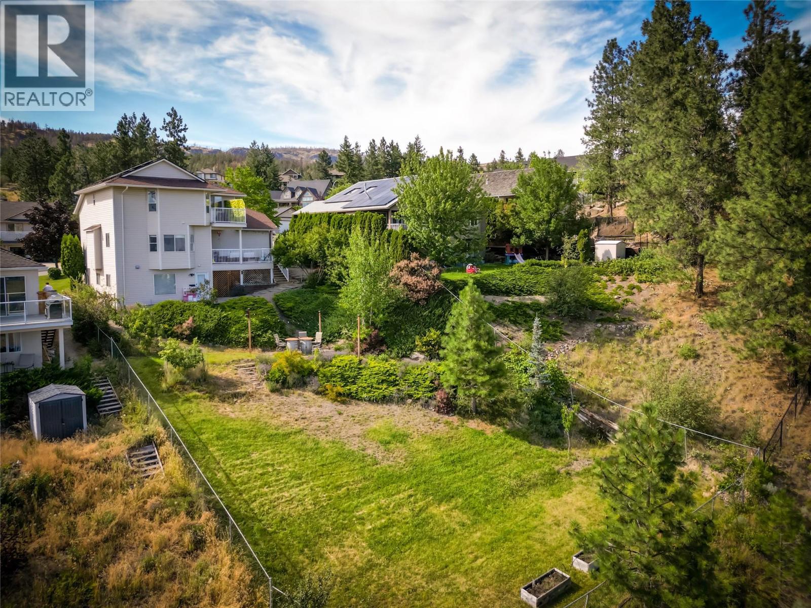 Picture for 2174 Sunview  Drive https://www.cirrealty.ca/reb/bc/6/10366286_37.jpg