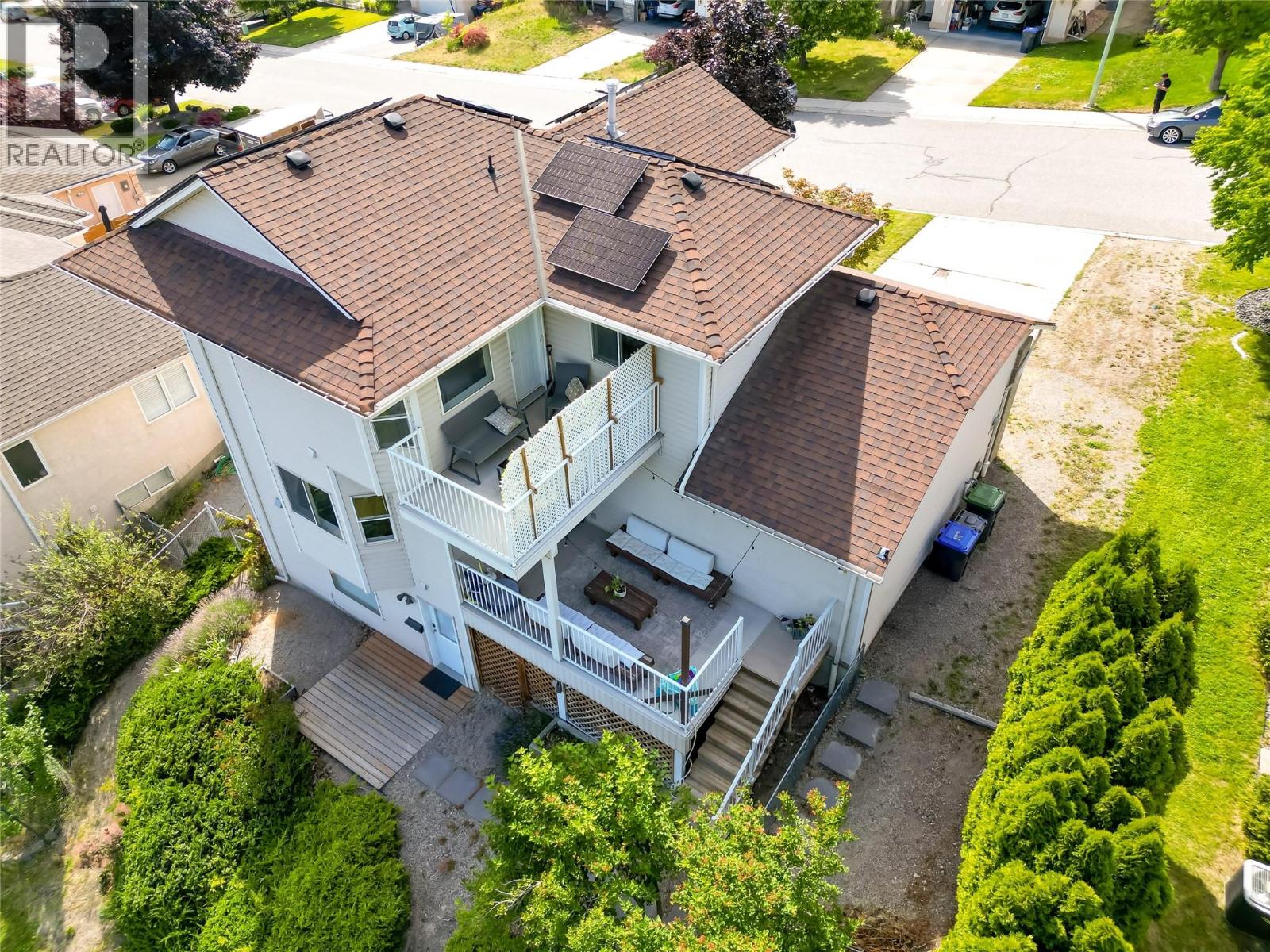 Picture for 2174 Sunview  Drive https://www.cirrealty.ca/reb/bc/6/10366286_39.jpg