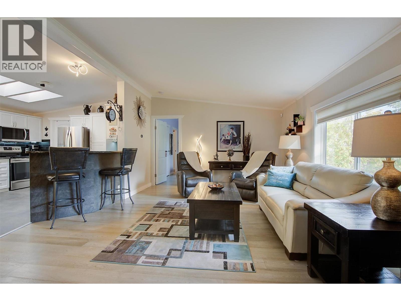 Picture for Unit #80, 1750 Lenz  Road https://www.cirrealty.ca/reb/bc/6/10366386_11.jpg