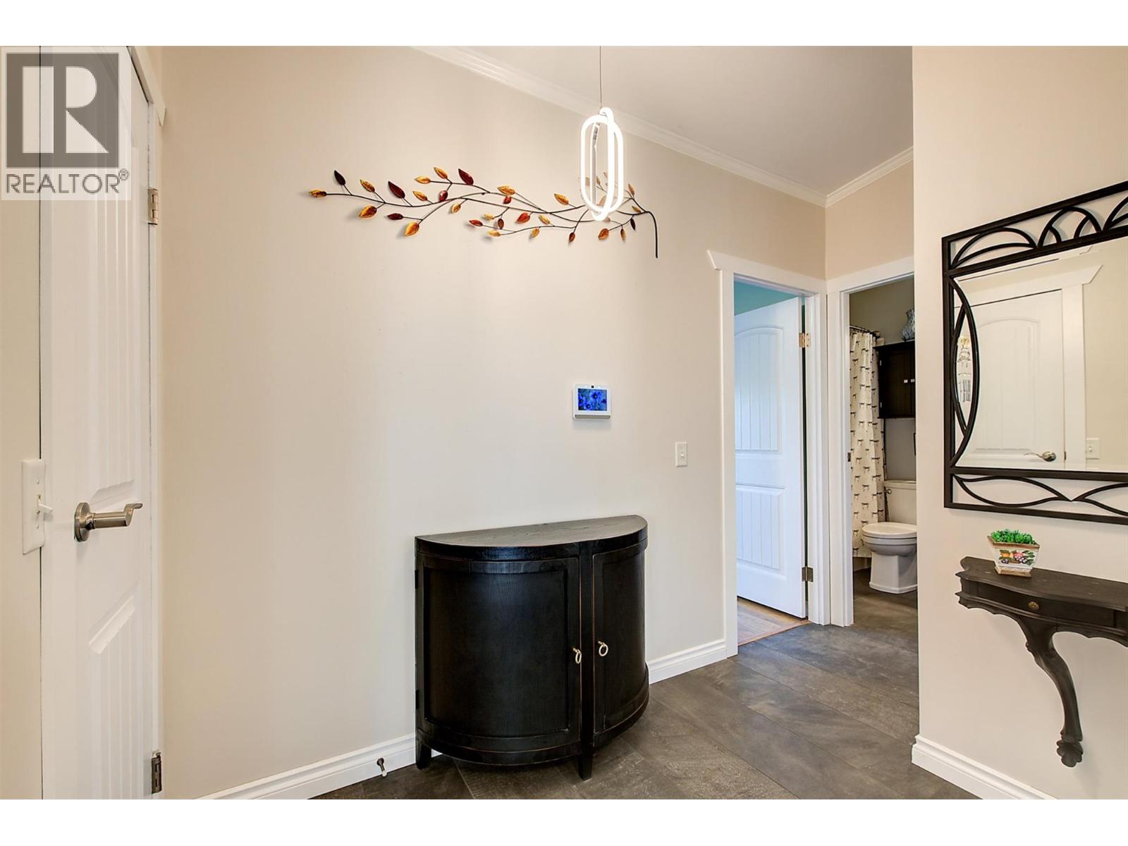 Picture for Unit #80, 1750 Lenz  Road https://www.cirrealty.ca/reb/bc/6/10366386_38.jpg