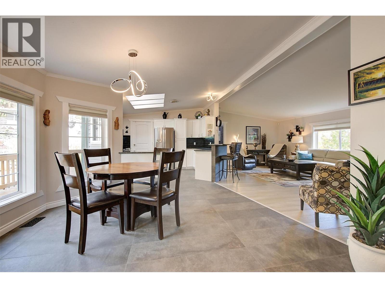 Picture for Unit #80, 1750 Lenz  Road https://www.cirrealty.ca/reb/bc/6/10366386_7.jpg