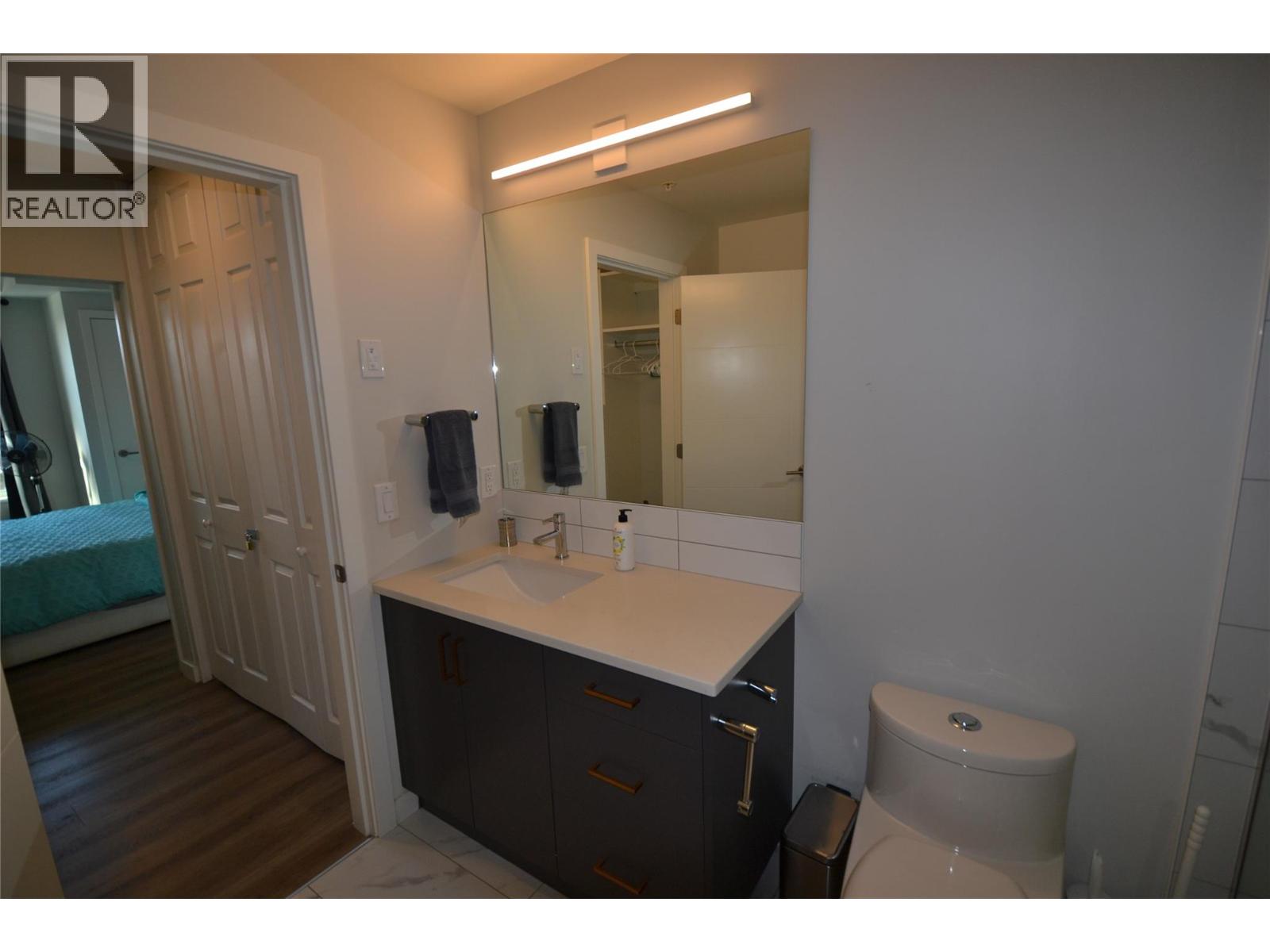 Picture for Unit #209, 1215 St Paul  Street https://www.cirrealty.ca/reb/bc/6/10366546_11.jpg