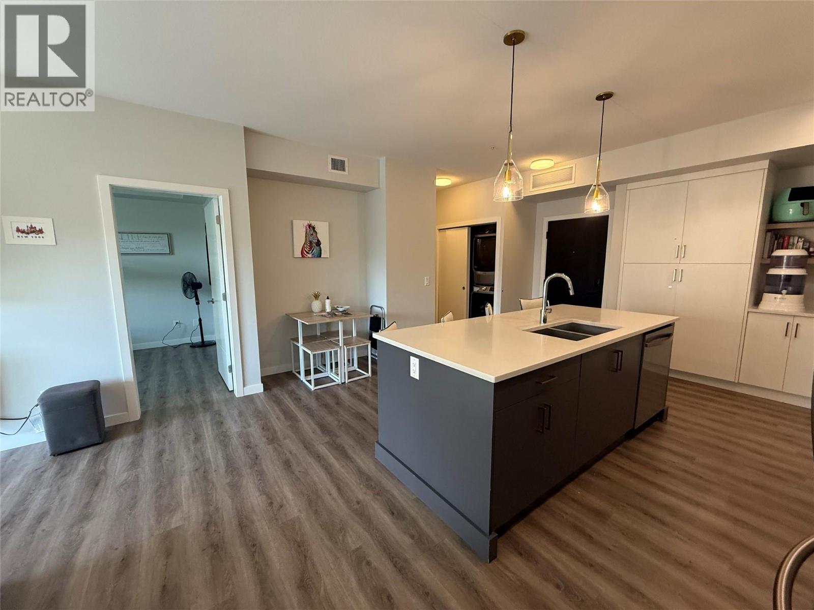 Picture for Unit #209, 1215 St Paul  Street