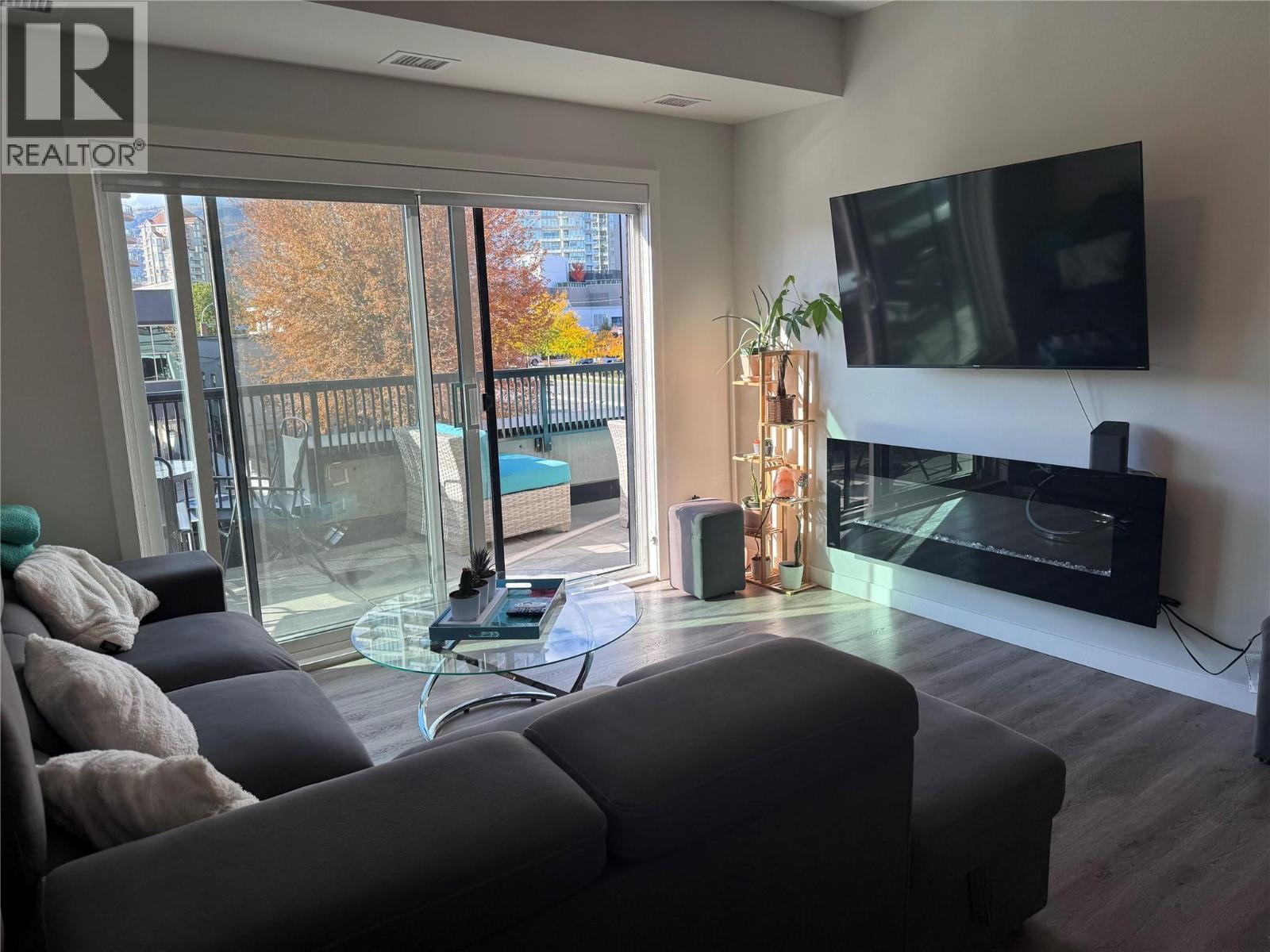 Picture for Unit #209, 1215 St Paul  Street