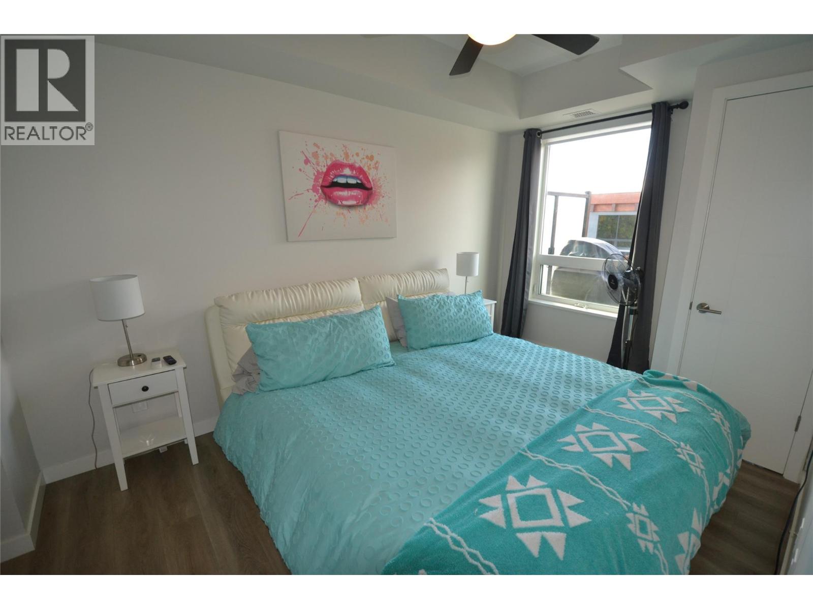Picture for Unit #209, 1215 St Paul  Street https://www.cirrealty.ca/reb/bc/6/10366546_9.jpg