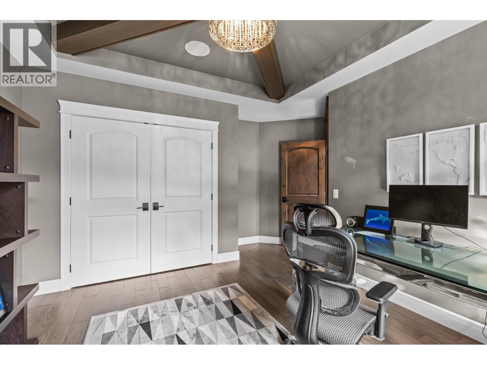 Picture for 388 Rindle  Court https://www.cirrealty.ca/reb/bc/6/10366626_18.jpg